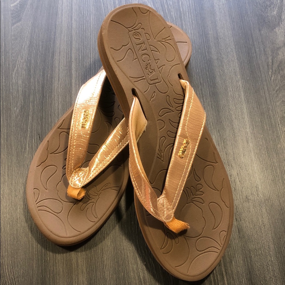 Women’s Bronze Flip-Flop Sandals